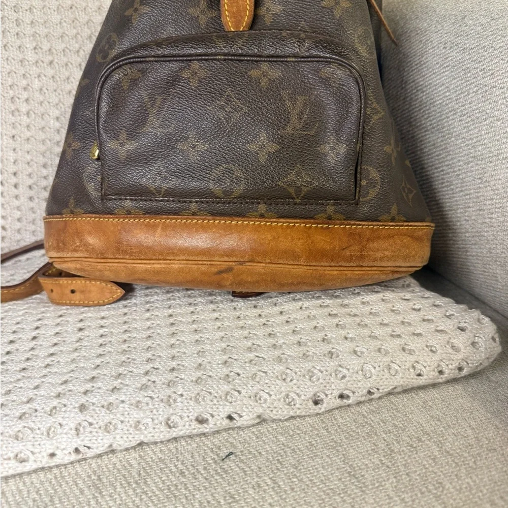 Vintage Louis Vuitton Brown Monogram Backpack - Picture 3 of 16
